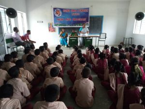 Tmt. Tamilarasi, HR Specialist addressing the students
