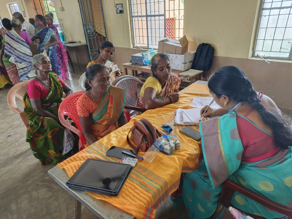 Welfare camp for single mothers in Ammapettai