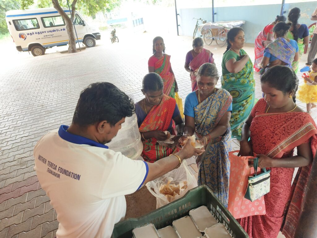 Welfare camp for single mothers in Ammapettai